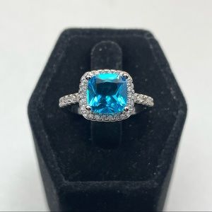Beautiful Cushion Cut Halo Blue Topaz Diamond CZ Elegant Silver Plated Ring